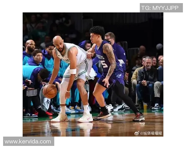 凯尔特人对阵黄蜂精彩比赛视频回顾与分析，重温赛场激烈瞬间